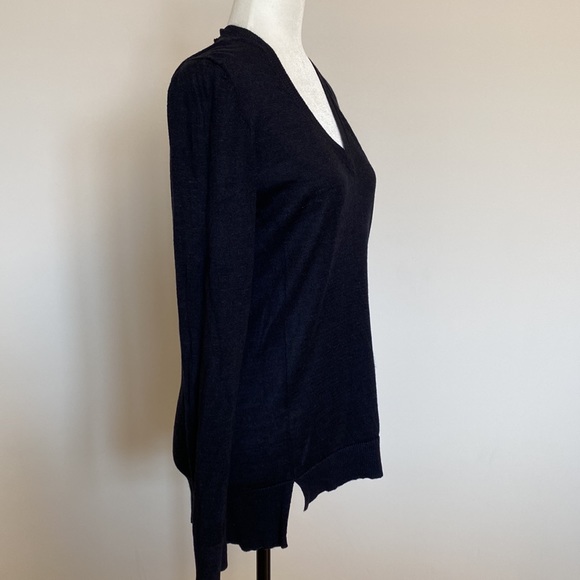 Michael KORS light weight sweater S - Picture 2 of 11